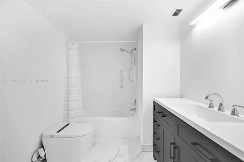 2780 NE 183rd Street Aventura FL 33160