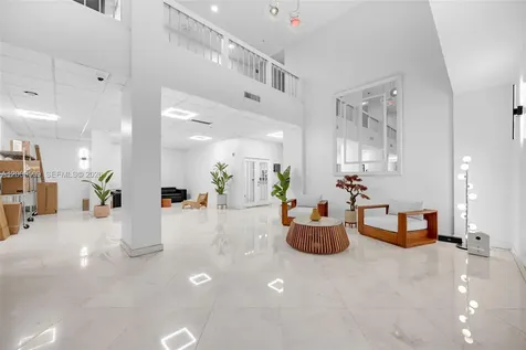 2780 NE 183rd Street Aventura FL 33160