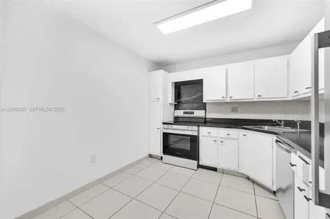 2780 NE 183rd Street Aventura FL 33160