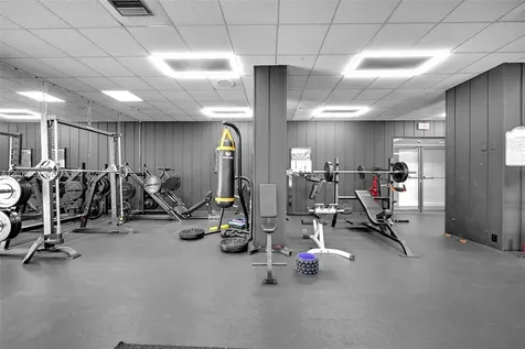 2780 NE 183rd Street Aventura FL 33160