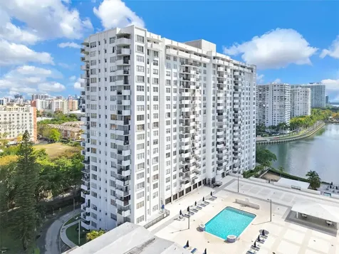 2780 NE 183rd Street Aventura FL 33160