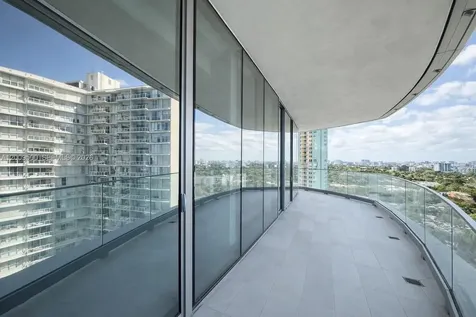 175 SE 25th Road Miami FL 33129