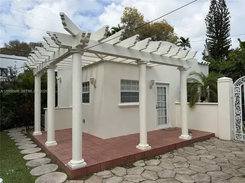 533 Minorca Avenue Coral Gables FL 33134
