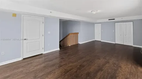 280 SW 20th Road Miami FL 33129