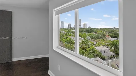 280 SW 20th Road Miami FL 33129
