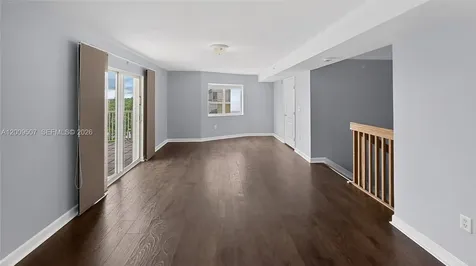 280 SW 20th Road Miami FL 33129