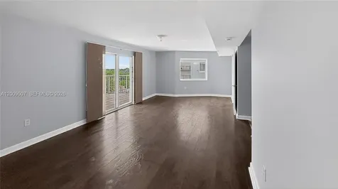 280 SW 20th Road Miami FL 33129