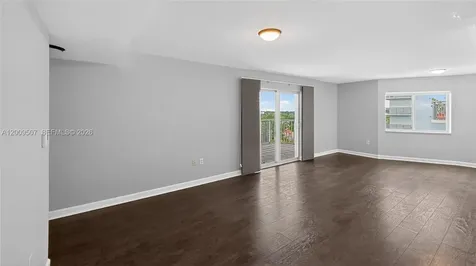 280 SW 20th Road Miami FL 33129