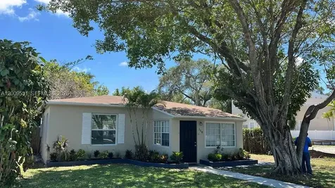 308 SW 16th Street Fort Lauderdale FL 33315