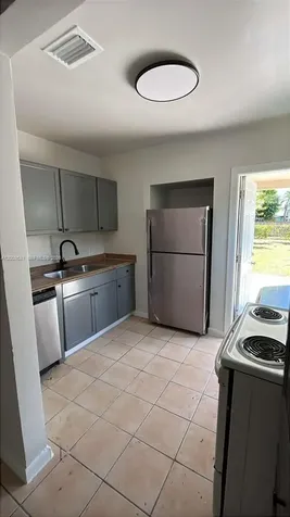 308 SW 16th Street Fort Lauderdale FL 33315