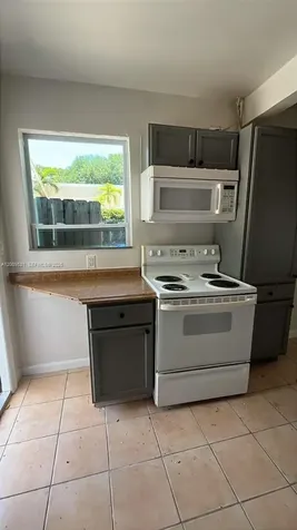 308 SW 16th Street Fort Lauderdale FL 33315