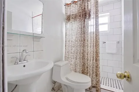 16030 NE 19th Place North Miami Beach FL 33162