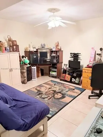1121 NW 86th Terrace Pembroke Pines FL 33024