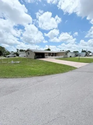1121 NW 86th Terrace Pembroke Pines FL 33024