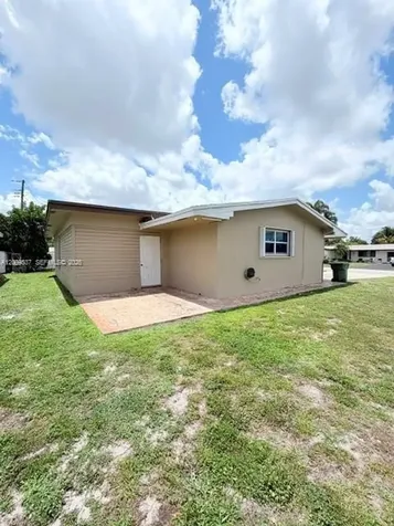1121 NW 86th Terrace Pembroke Pines FL 33024
