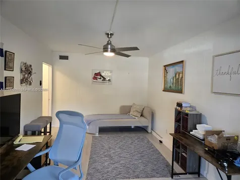 295 Jacaranda Drive Plantation FL 33324