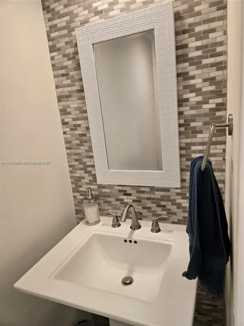 295 Jacaranda Drive Plantation FL 33324