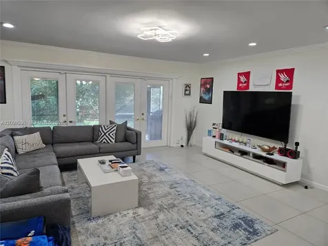 295 Jacaranda Drive Plantation FL 33324