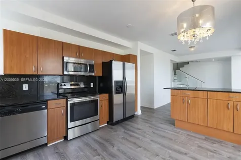 2400 SW 27th Avenue Miami FL 33145