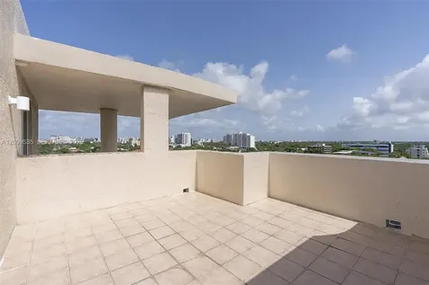 2400 SW 27th Avenue Miami FL 33145