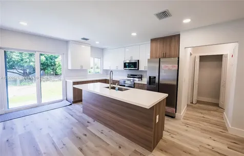 1221 NW 75th Street Miami FL 33147