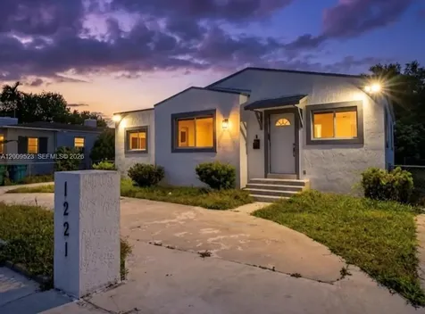 1221 NW 75th Street Miami FL 33147