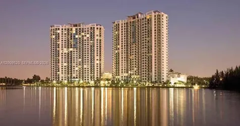 2641 N Flamingo Road Sunrise FL 33323