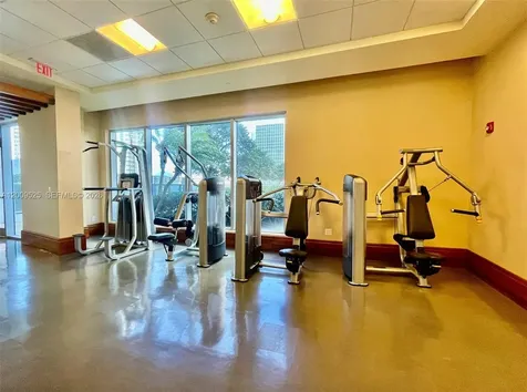 1060 Brickell Avenue Miami FL 33131