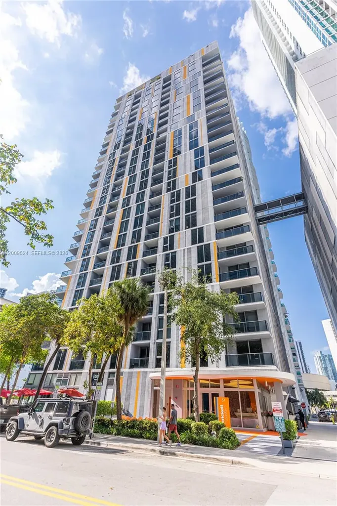 31 SE 6th Street Miami FL 33131