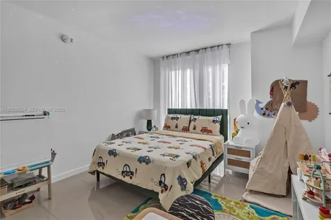 31 SE 6th Street Miami FL 33131