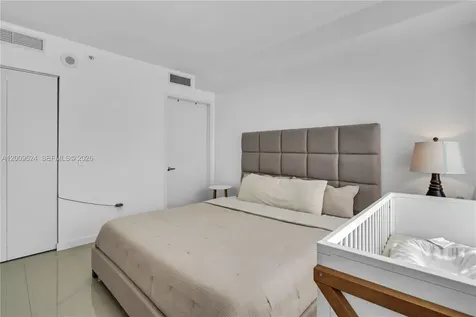 31 SE 6th Street Miami FL 33131