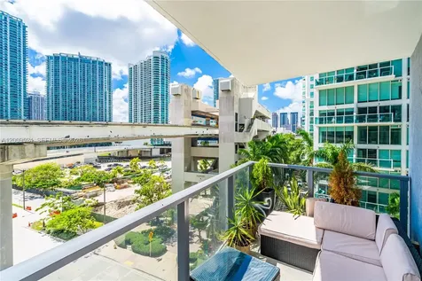 31 SE 6th Street Miami FL 33131
