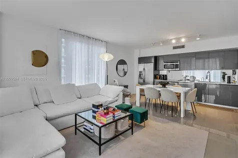 31 SE 6th Street Miami FL 33131