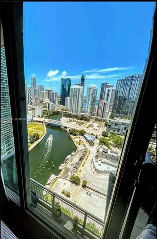 690 SW 1st Court Miami FL 33130