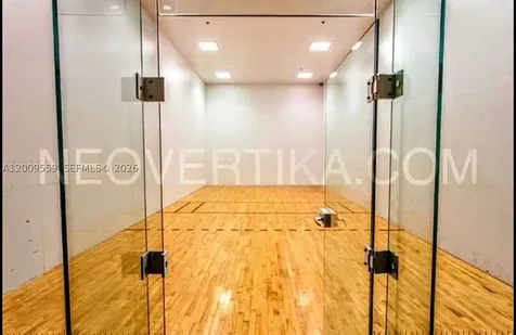 690 SW 1st Court Miami FL 33130