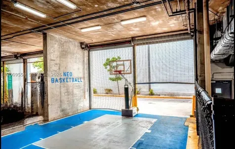 690 SW 1st Court Miami FL 33130