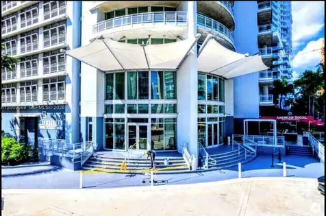 690 SW 1st Court Miami FL 33130