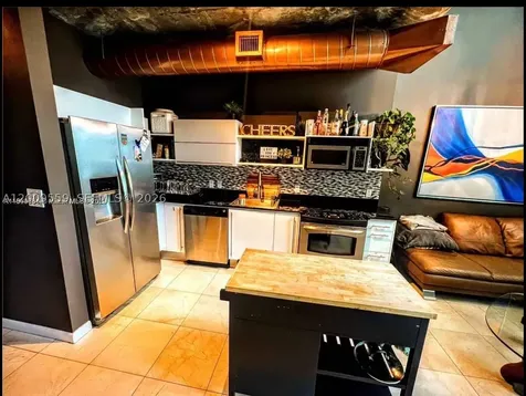 690 SW 1st Court Miami FL 33130