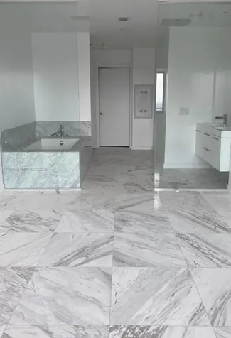 480 NE 31st Street Miami FL 33137