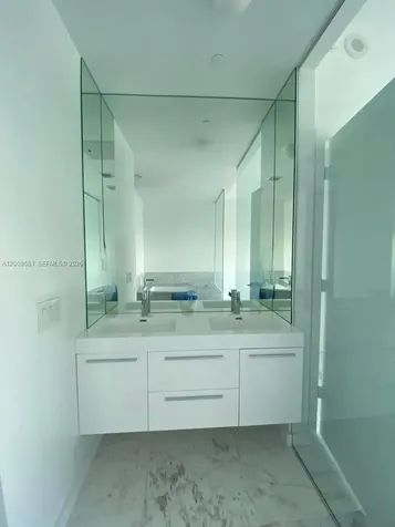 480 NE 31st Street Miami FL 33137
