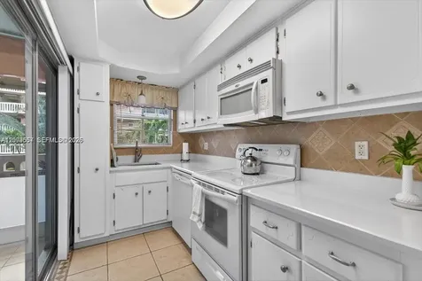 180 NE 12th Avenue Hallandale Beach FL 33009