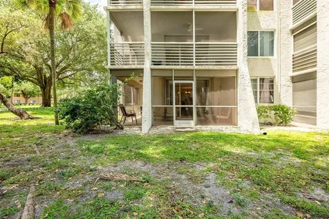9340 Lagoon Place Davie FL 33324