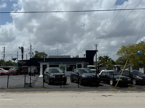 1822 N Dixie Highway Hollywood FL 33020