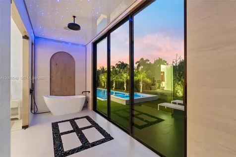 201 NE 27th Drive Wilton Manors FL 33334