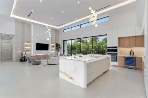 201 NE 27th Drive Wilton Manors FL 33334
