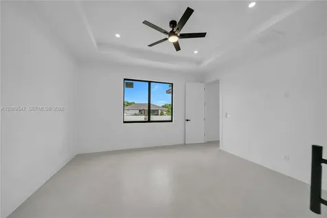 2606 40th Street SW Lehigh Acres FL 33976