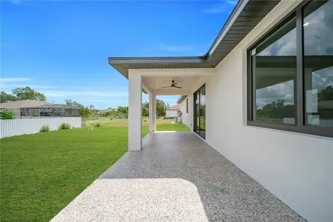 2606 40th Street SW Lehigh Acres FL 33976