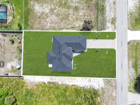 2606 40th Street SW Lehigh Acres FL 33976