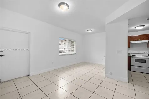 2461 W 78th Street Hialeah FL 33016
