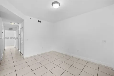 2461 W 78th Street Hialeah FL 33016